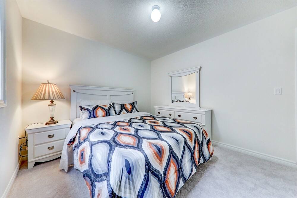 Photo of Bedroom in Oshawa