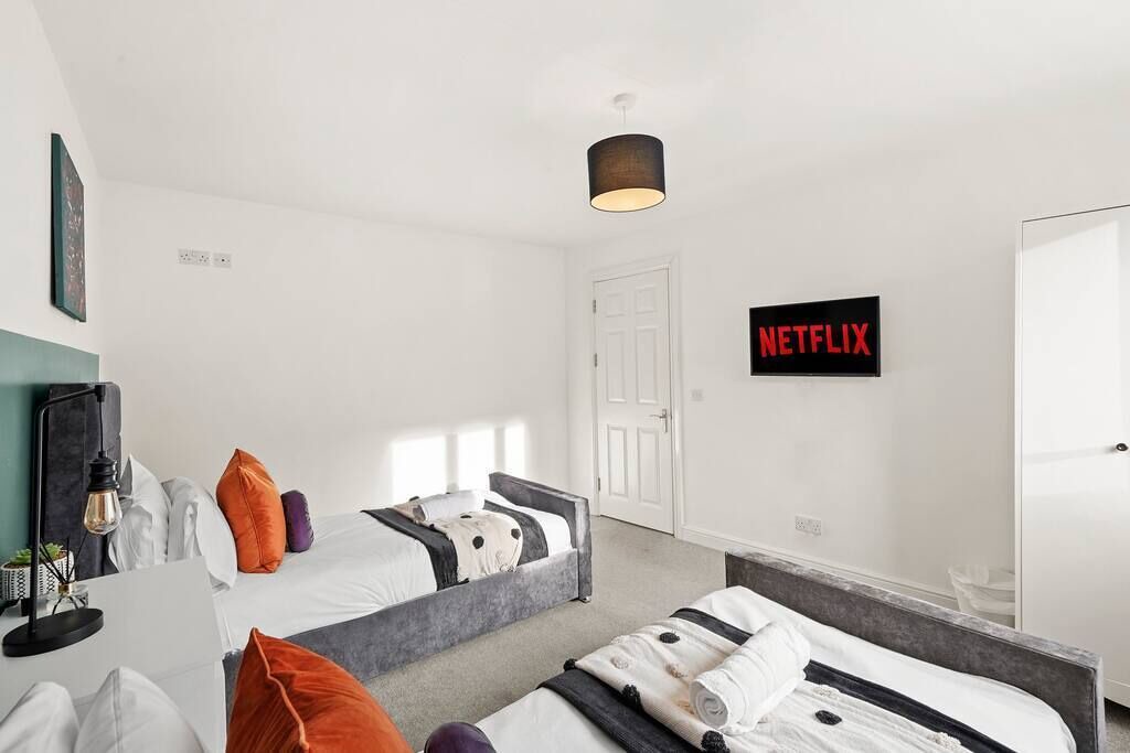 Photo of Others in Staple Hill