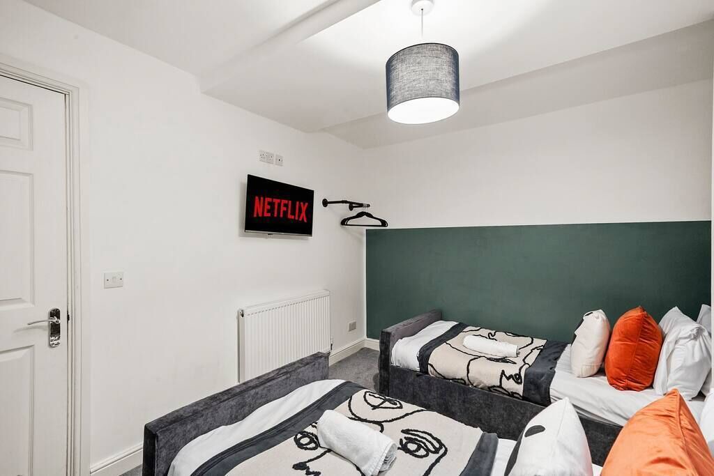 Photo of Others in Staple Hill