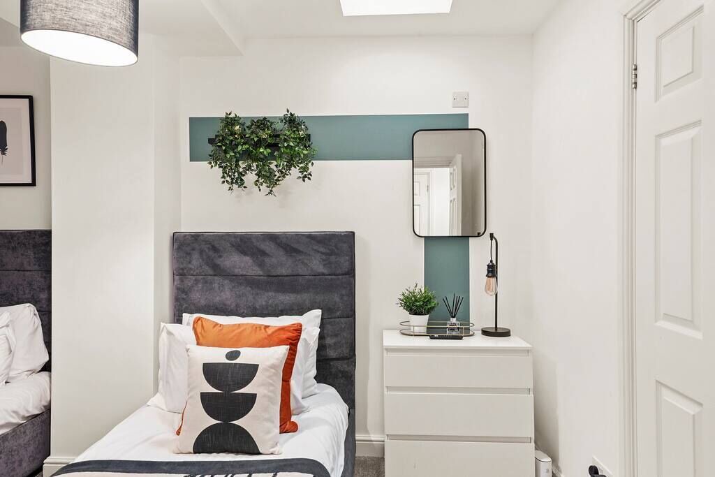 Photo of Others in Staple Hill