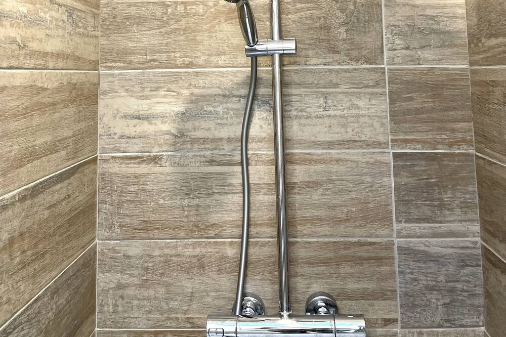 Photo of Bathroom in Lamotte-Beuvron