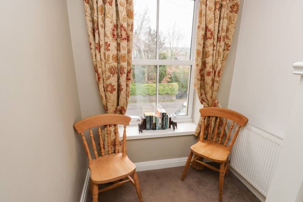 Photo of Others in Padfield