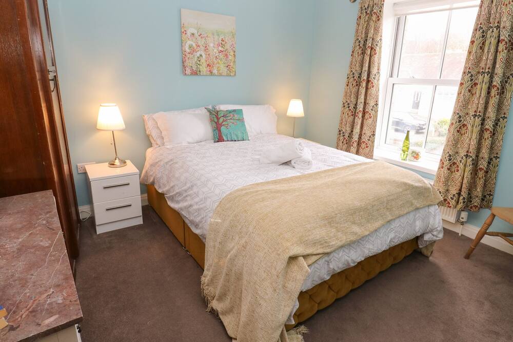 Photo of Bedroom in Padfield