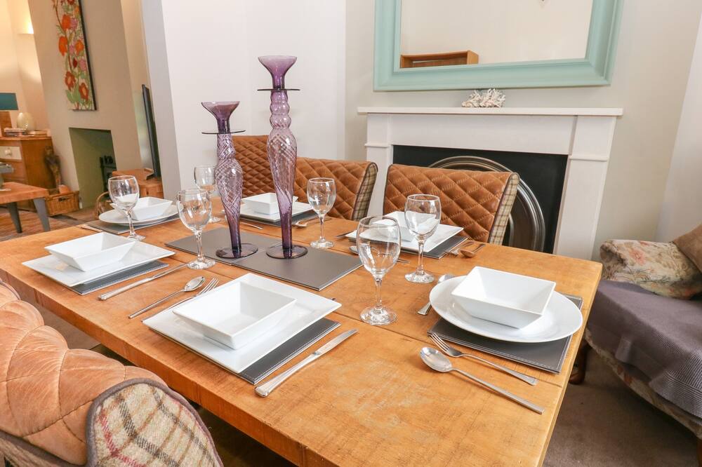 Photo of Others in Padfield