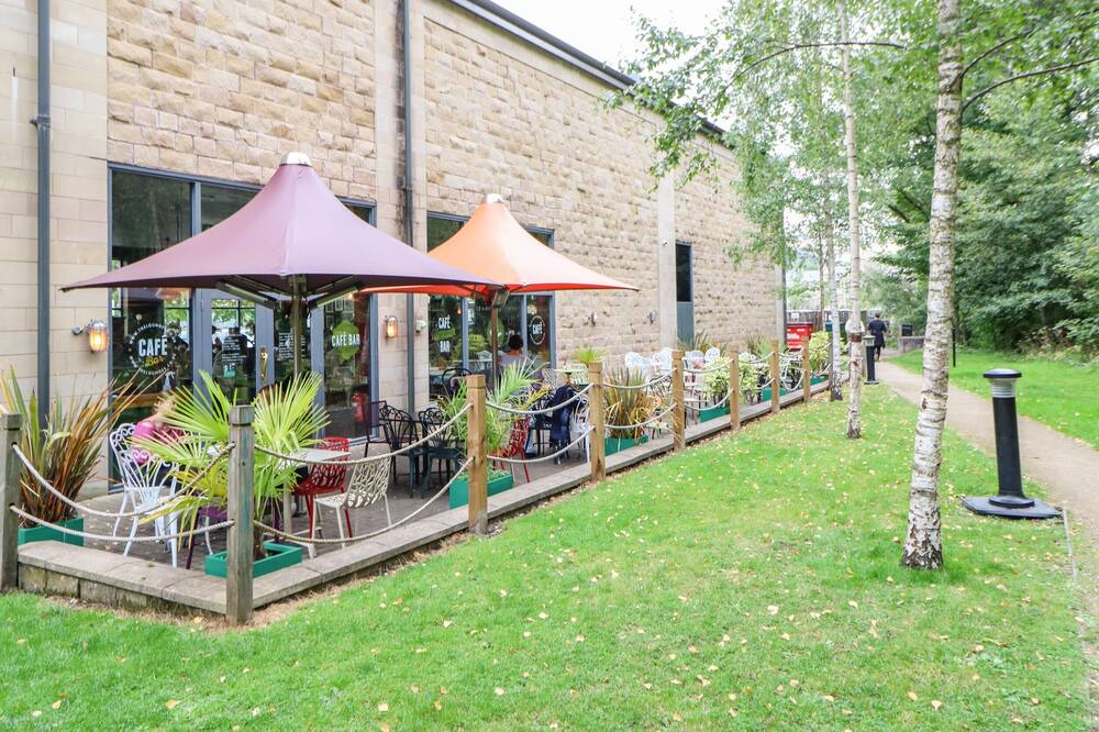 Photo of Outdoor in Padfield