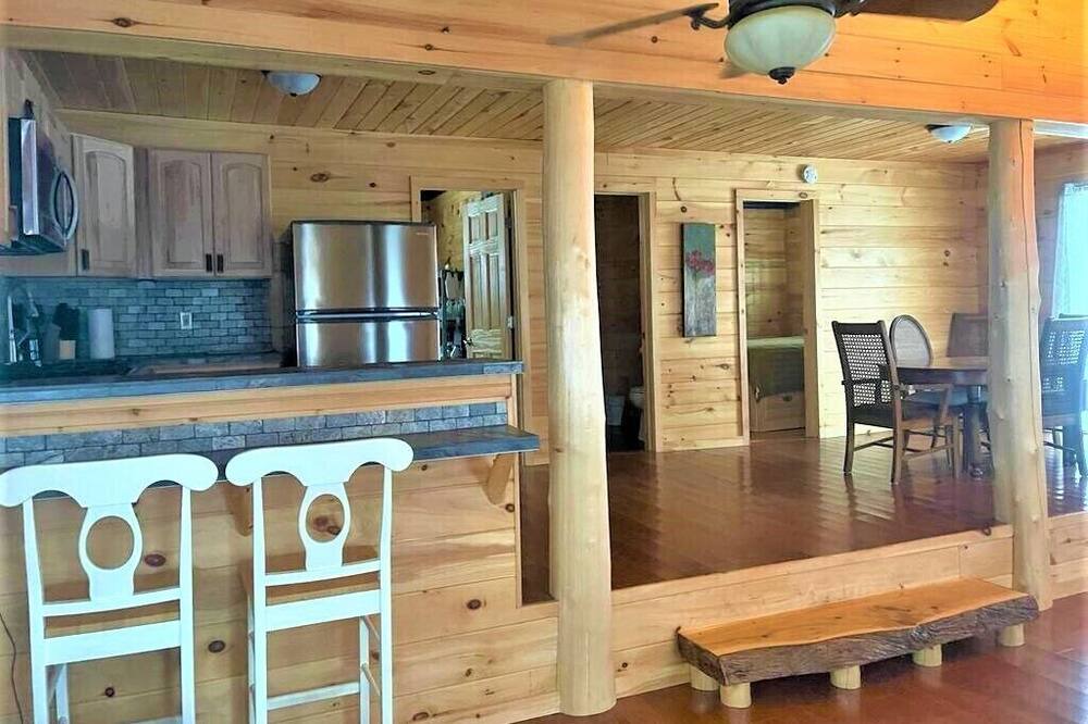 Photo of Kitchen in Lake Luzerne