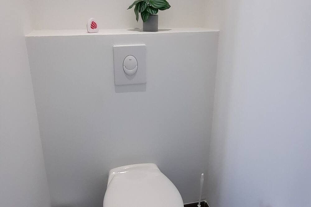 Photo of Bathroom in Saint-Benoit-des-Ondes