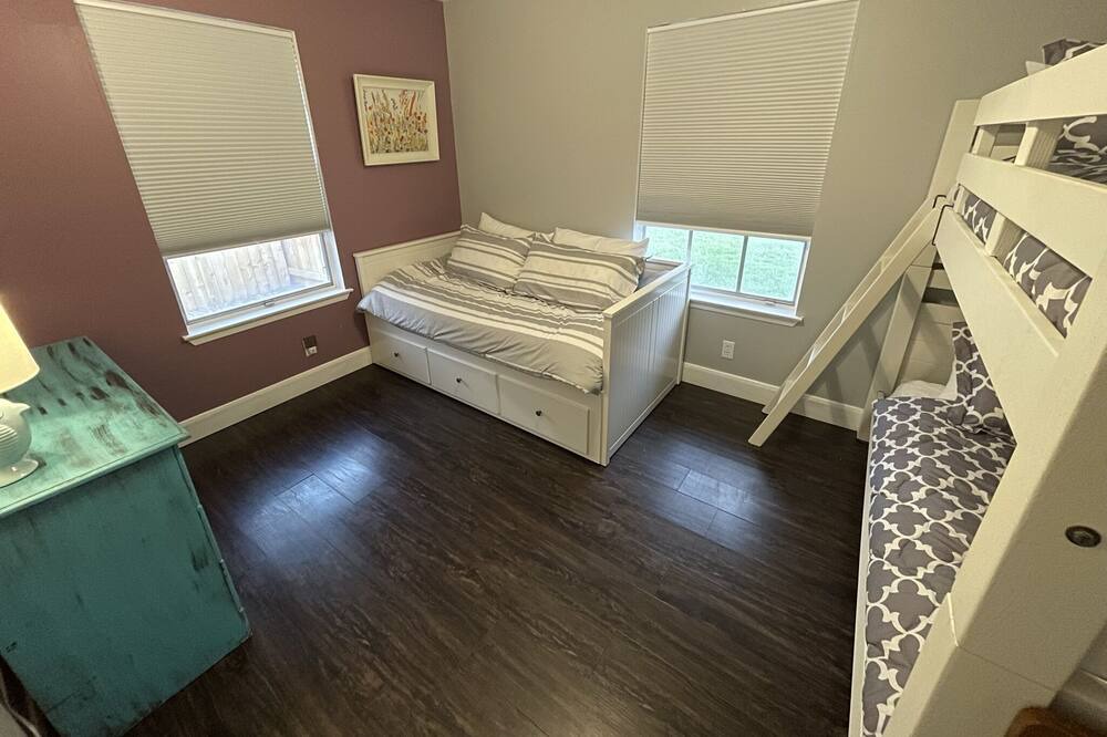 Photo of Bedroom in Schertz