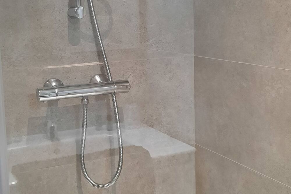 Photo of Bathroom in Saint-Benoit-des-Ondes