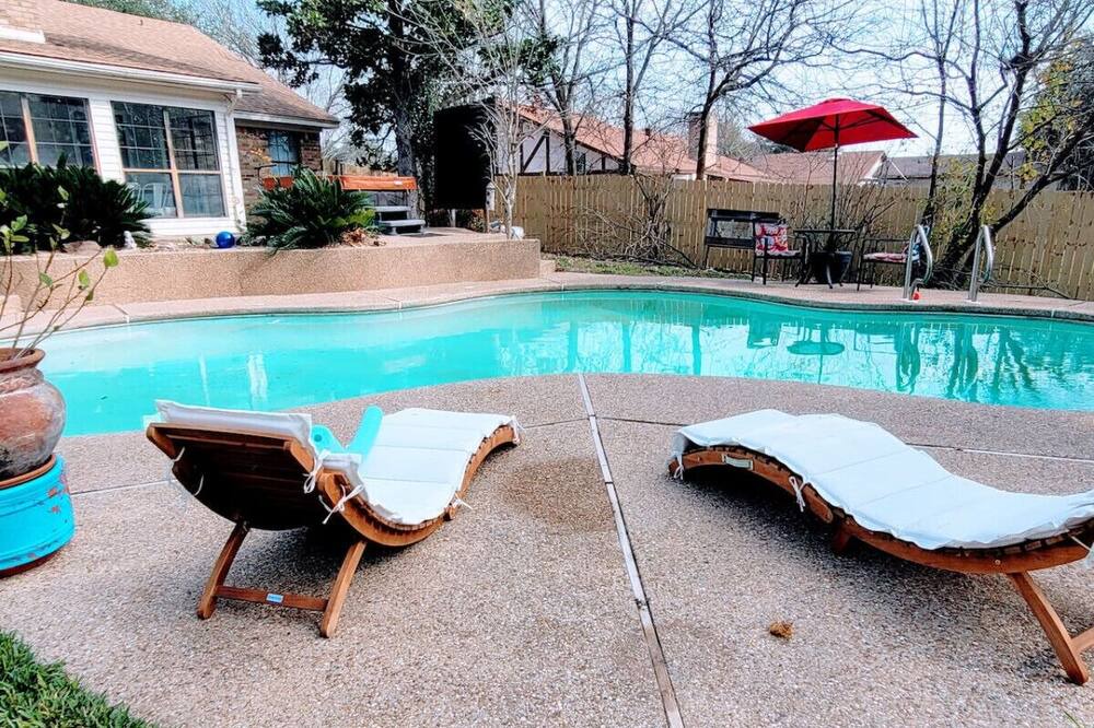 Photo of Outdoor in Hewitt