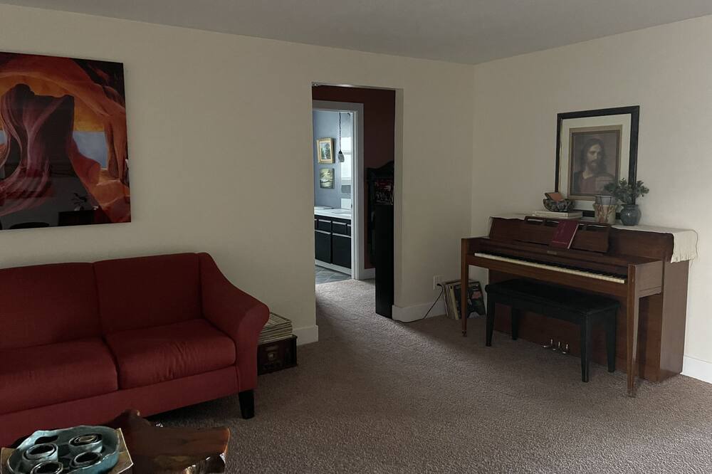 Photo of Livingroom in Nampa