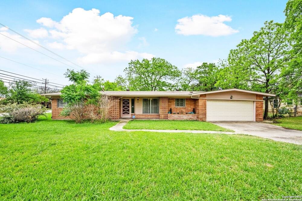 Photo of Outdoor in Shearer Hills - Ridgeview