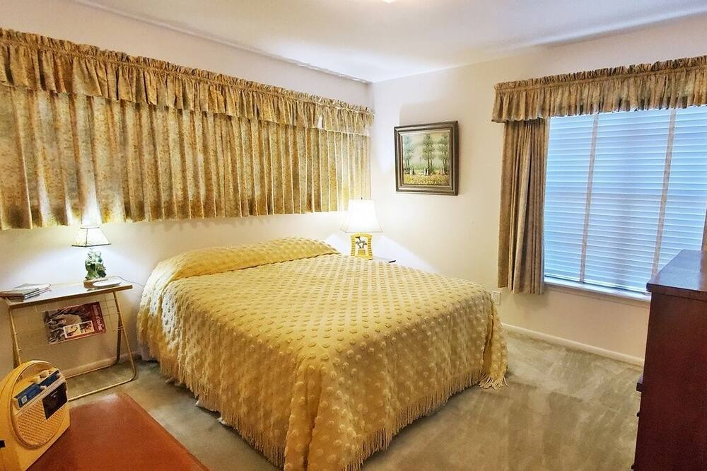 Photo of Bedroom in Shearer Hills - Ridgeview