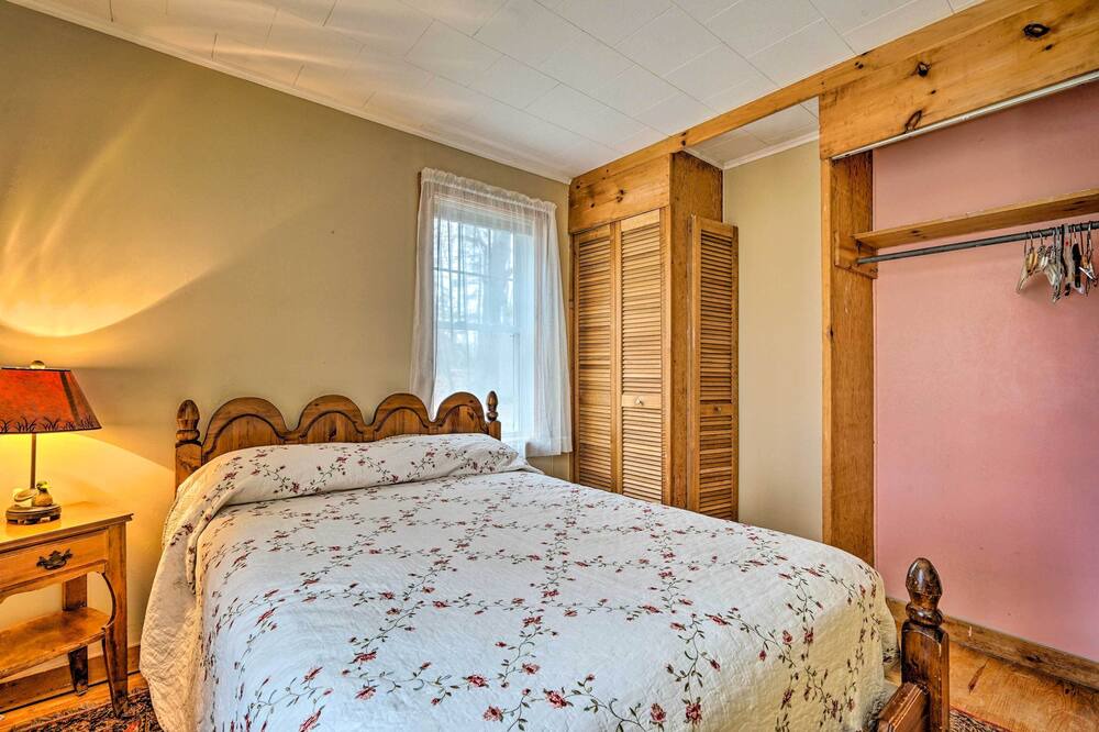 Photo of Bedroom in Poultney