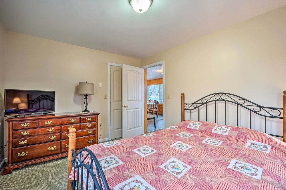 Photo of Bedroom in Poultney