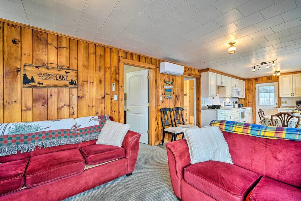 Photo of Livingroom in Poultney