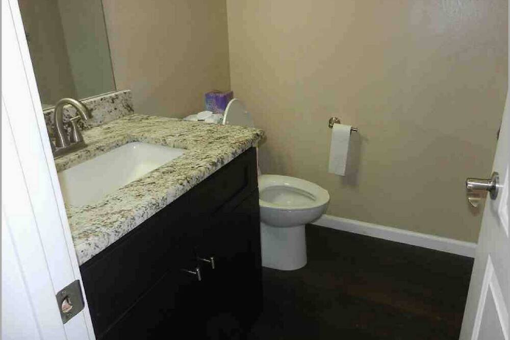 Photo of Bathroom in Gold Hill