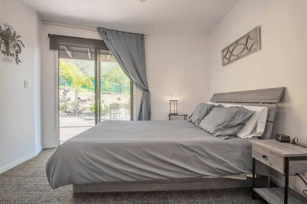 Photo of Bedroom in Escondido
