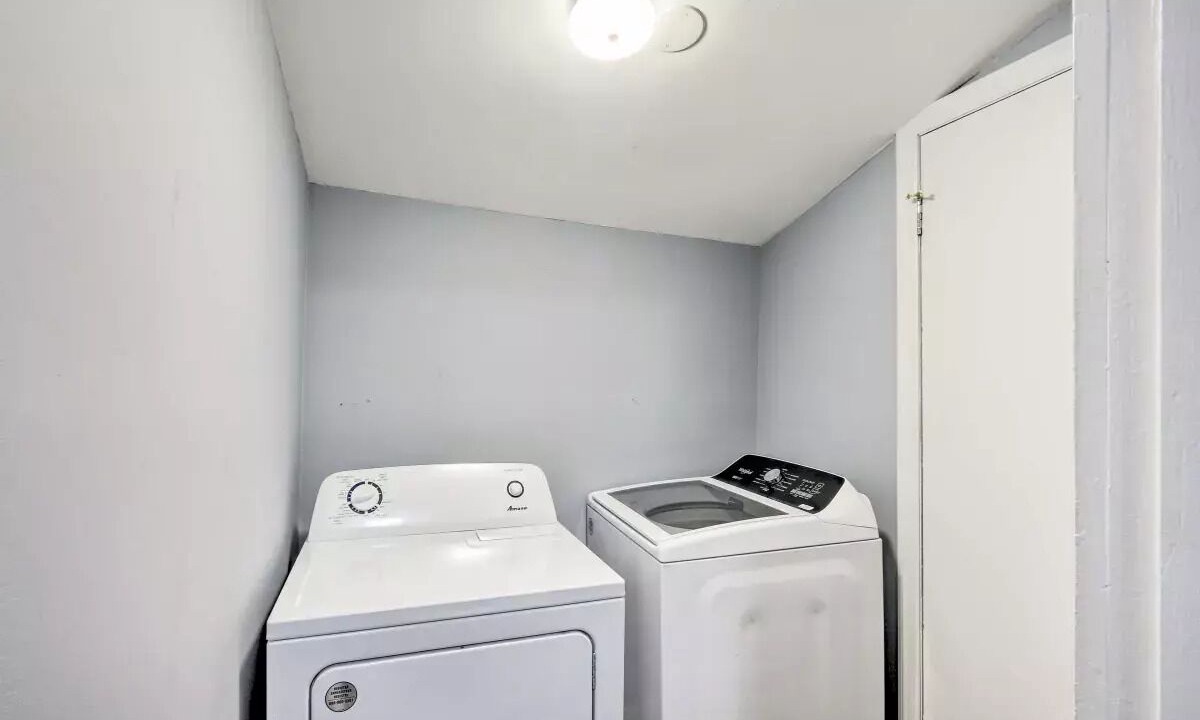 Photo of Outdoor in Linden