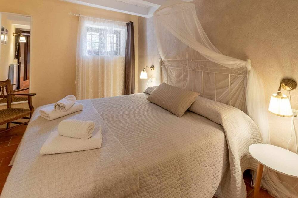 Photo of Bedroom in Sant Esteve de Guialbes