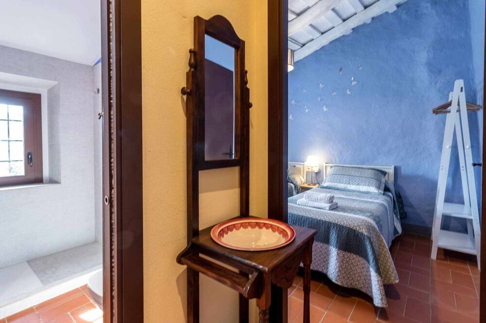 Photo of Bedroom in Sant Esteve de Guialbes