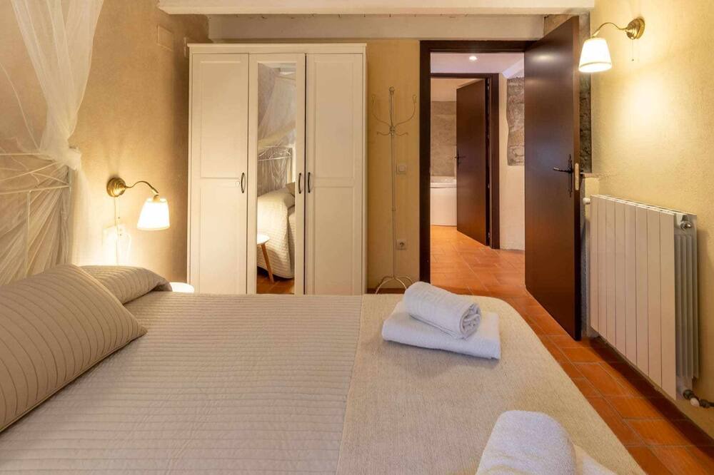 Photo of Bedroom in Sant Esteve de Guialbes