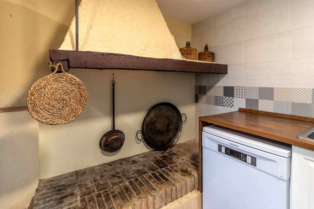 Photo of Kitchen in Sant Esteve de Guialbes