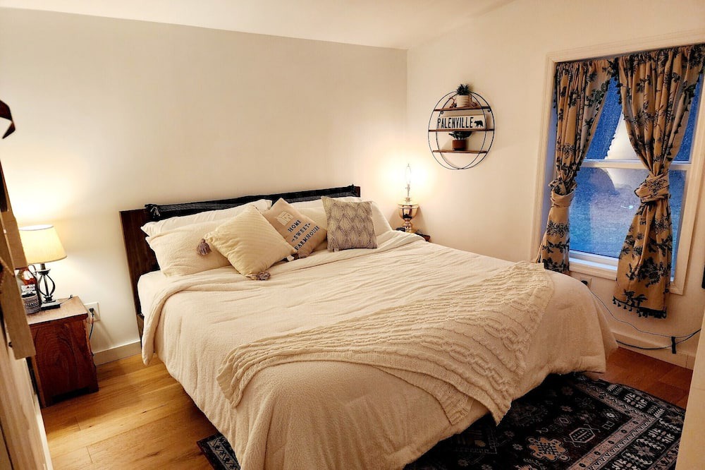 Photo of Bedroom in Palenville