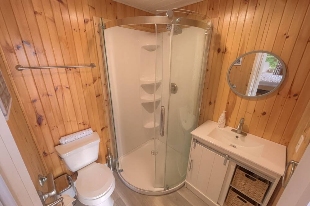 Photo of Bathroom in Rideau Lakes