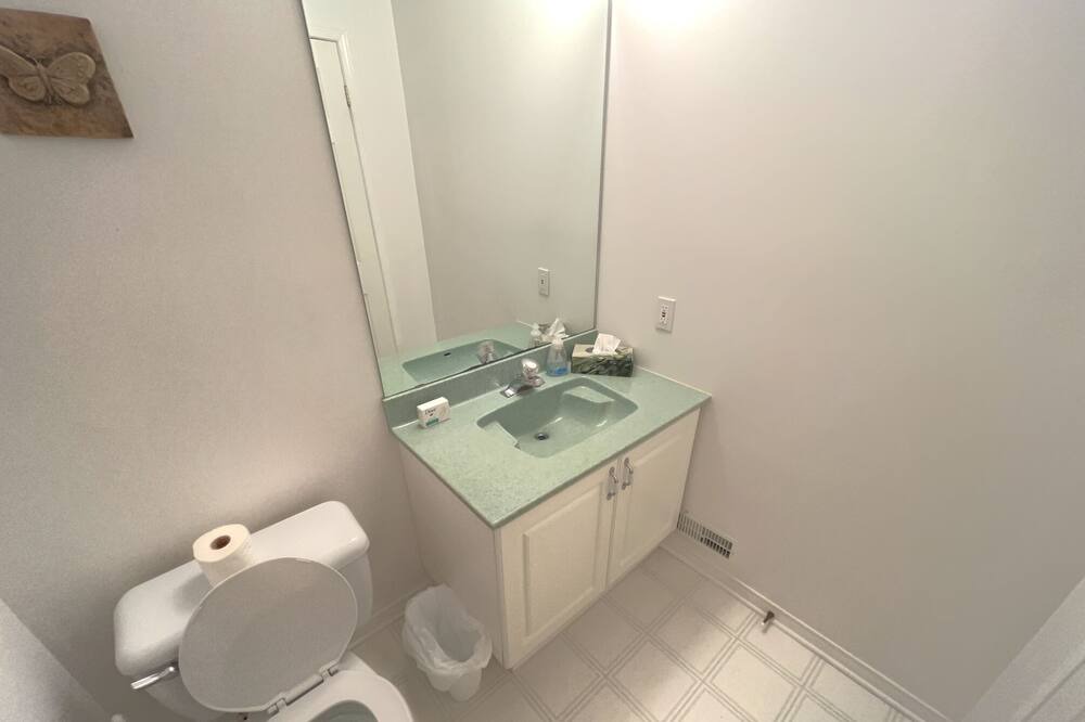Photo of Bathroom in Rideau Lakes