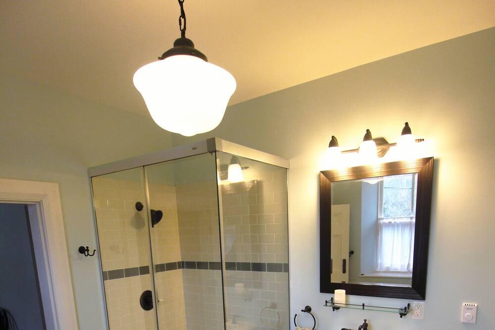 Photo of Bathroom in Rideau Lakes