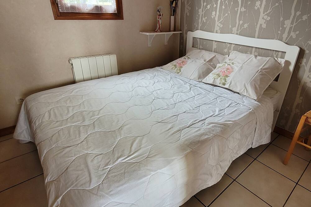 Photo of Bedroom in Chatres