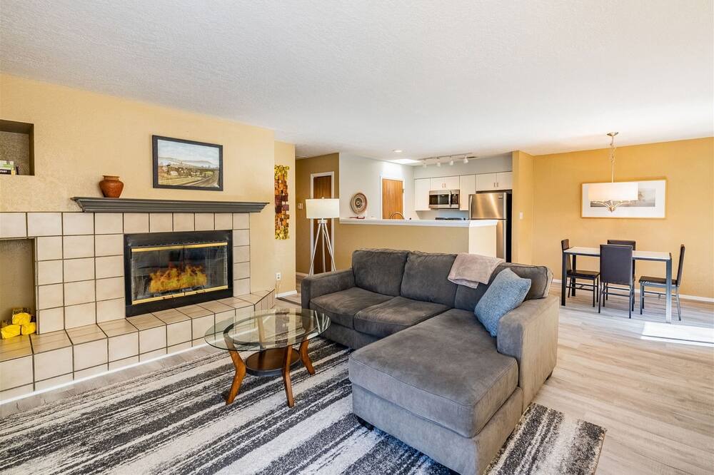 Photo of Livingroom in Cibola Addition