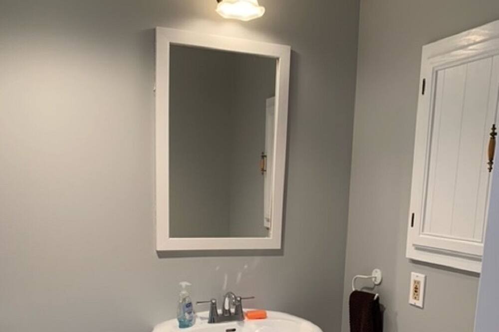 Photo of Bathroom in Courtice