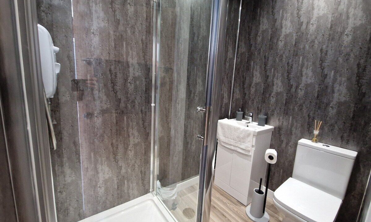 Photo of Others in Mountain Ash