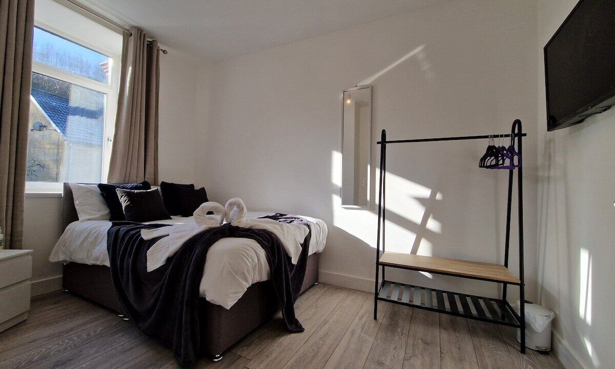 Photo of Others in Mountain Ash