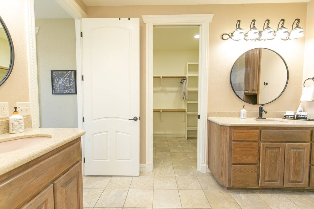 Photo of Bathroom in Council Creek South