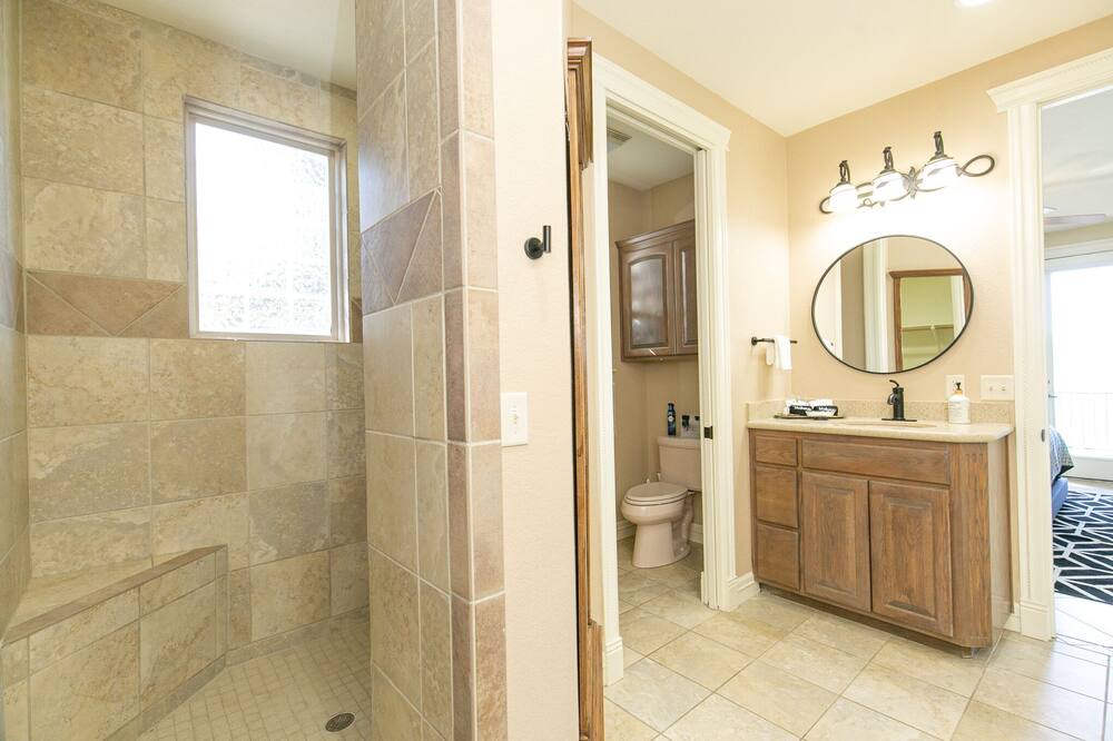 Photo of Bathroom in Council Creek South