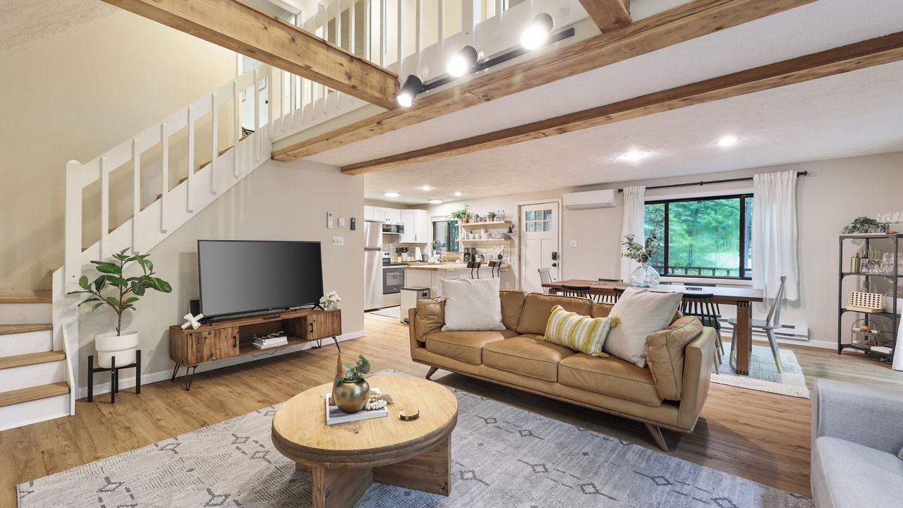 Photo of Livingroom in Pocono Lake