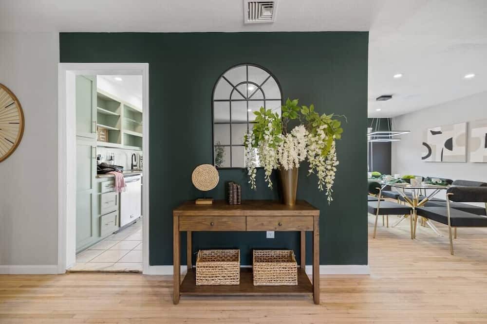 Photo of Others in Hillcrest