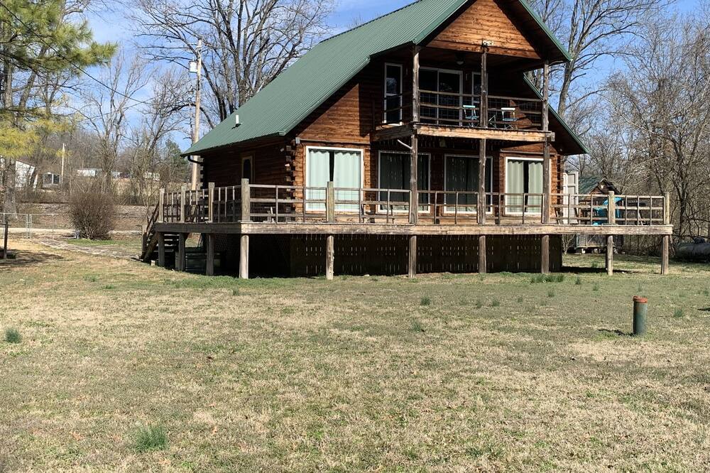 Photo of Outdoor in Mammoth Spring
