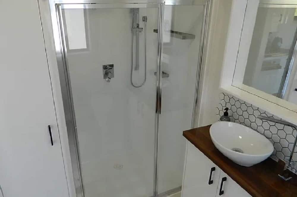 Photo of Bathroom in Ovens