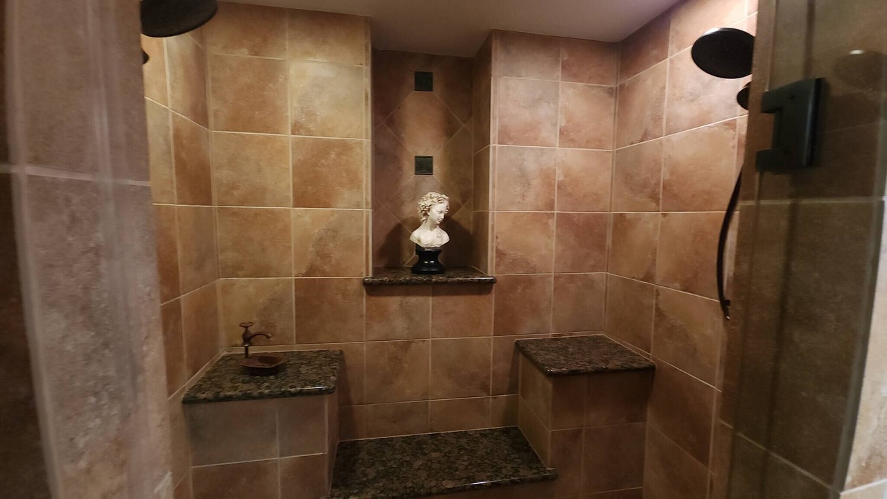 Photo of Bathroom in Memorial