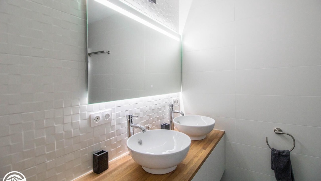 Photo of Bathroom in Olloix