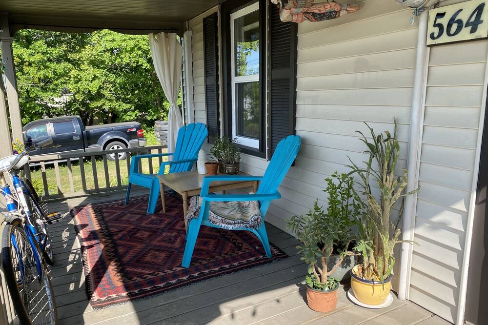 Photo of Patio Balcony in Cornwallis
