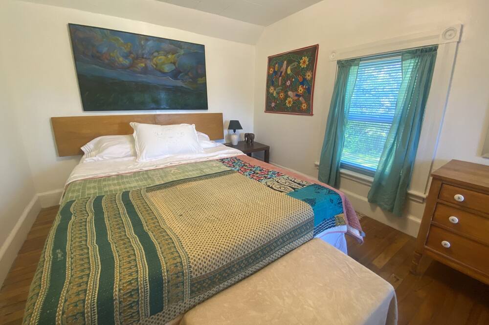 Photo of Bedroom in Cornwallis