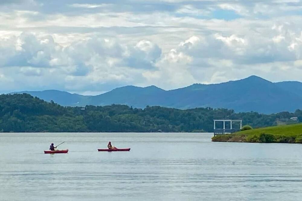 Photo of Outdoor in Dandridge