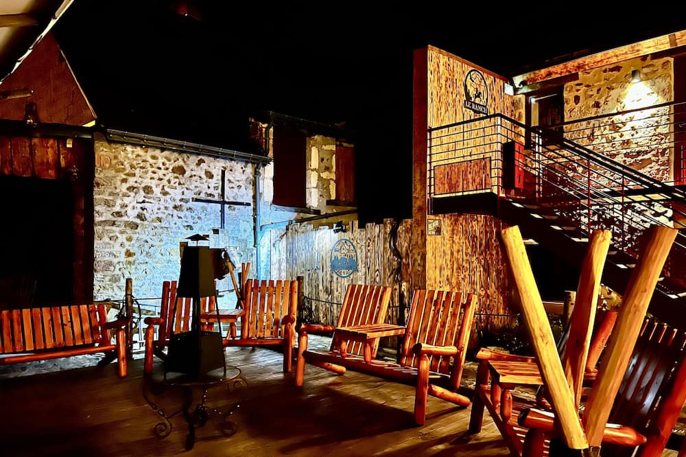 Photo of Outdoor in Brulon