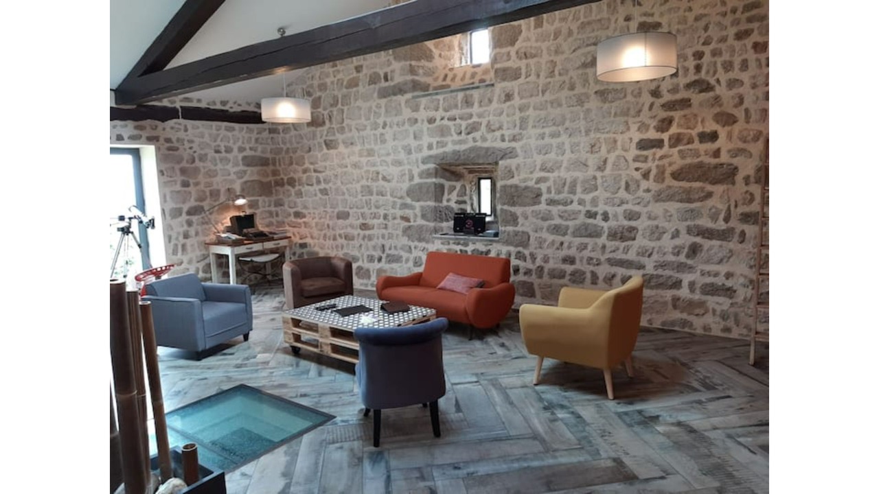 Photo of Others in Roche