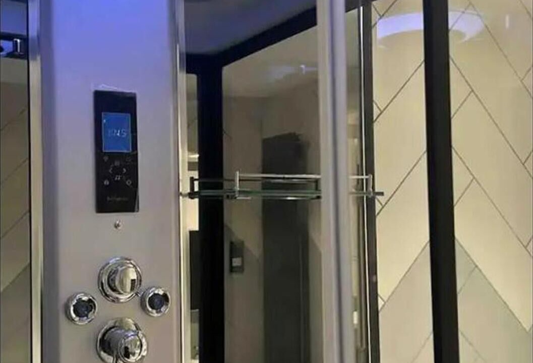 Photo of Others in Broadheath